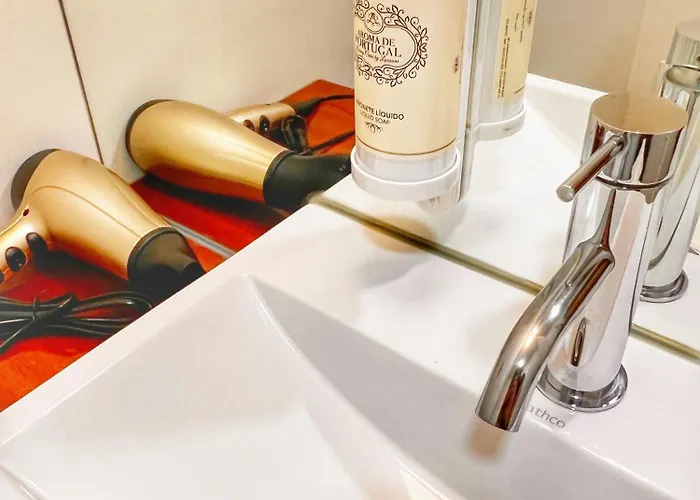 Largo Das Flores Suites By Double Ninety Stays Διαμέρισμα