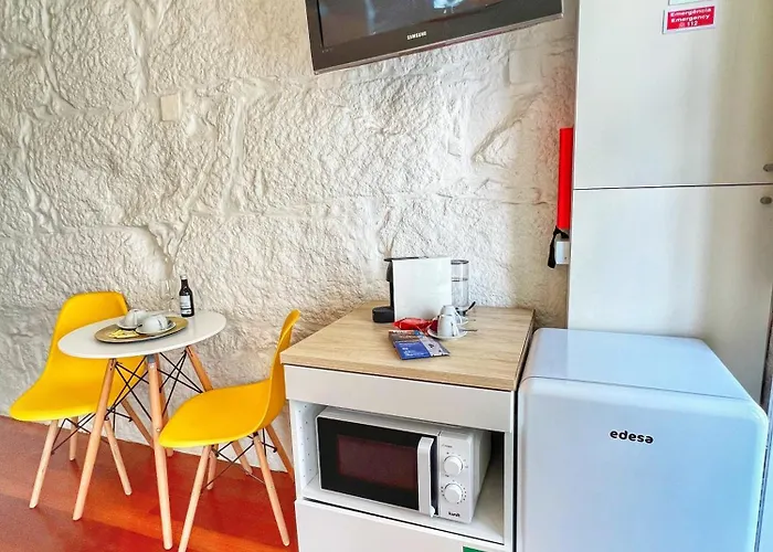 Διαμέρισμα Largo Das Flores Suites By Double Ninety Stays