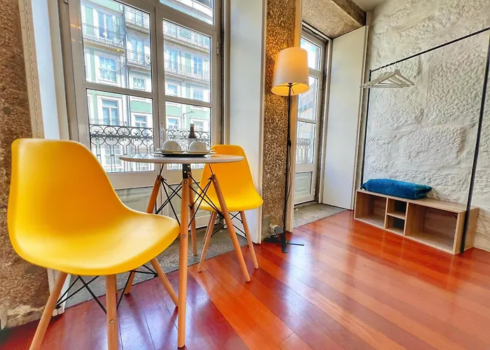 Largo Das Flores Suites By Double Ninety Stays Πόρτο