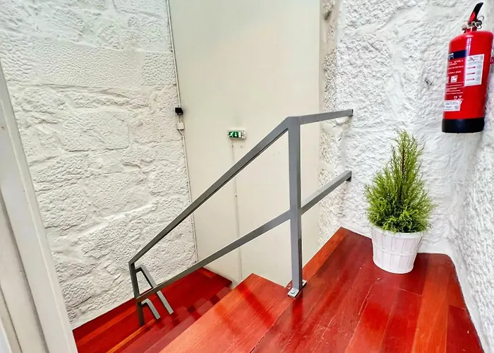 Largo Das Flores Suites By Double Ninety Stays