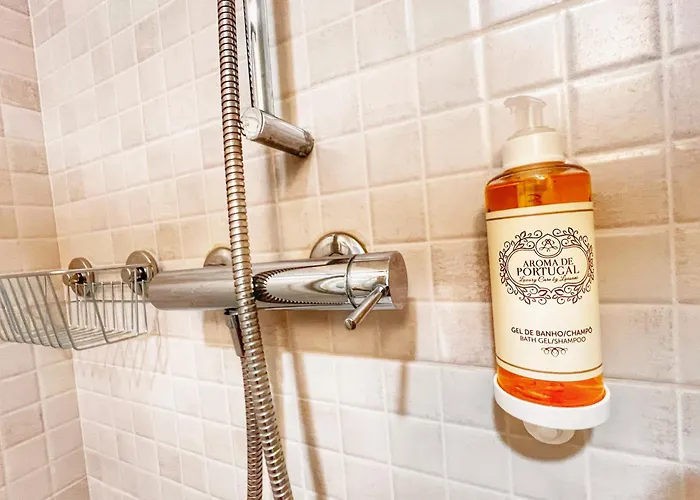 Largo Flores By Double Ninety * 포르투